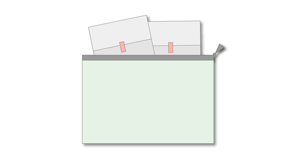 コンパクトな軽失禁パッドを持ち運ぶイラスト
